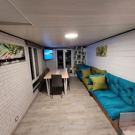 Beau Chalet 6 Personnes Avec Jacuzzi Tilly-sur-Seulles Bagian luar foto