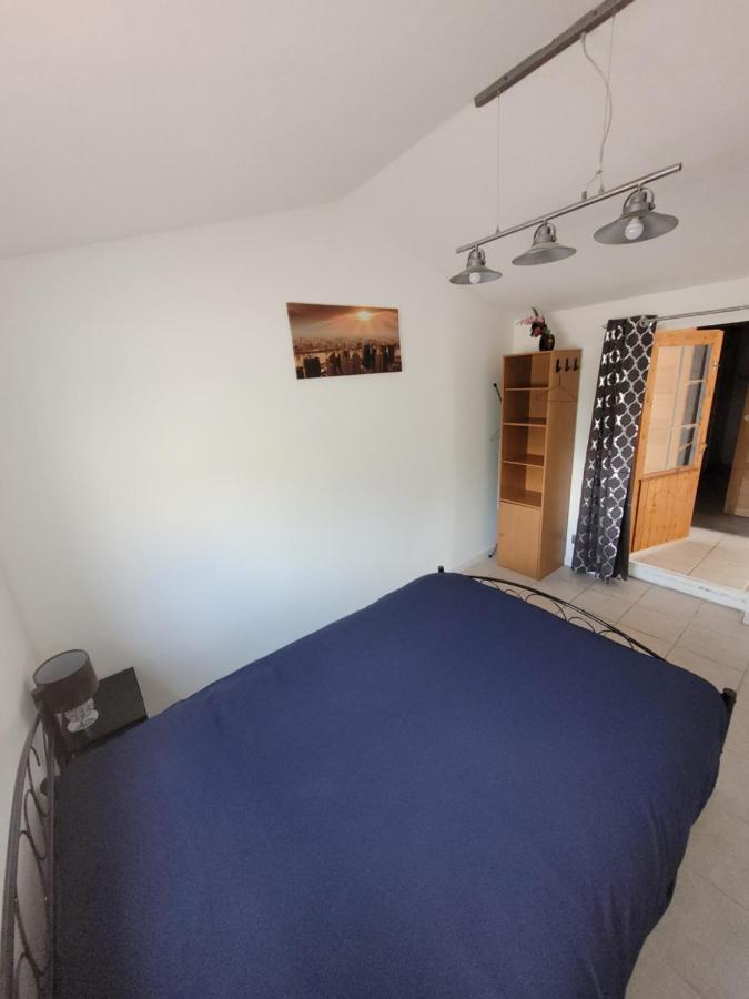 Beau Chalet 6 Personnes Avec Jacuzzi Tilly-sur-Seulles Bagian luar foto