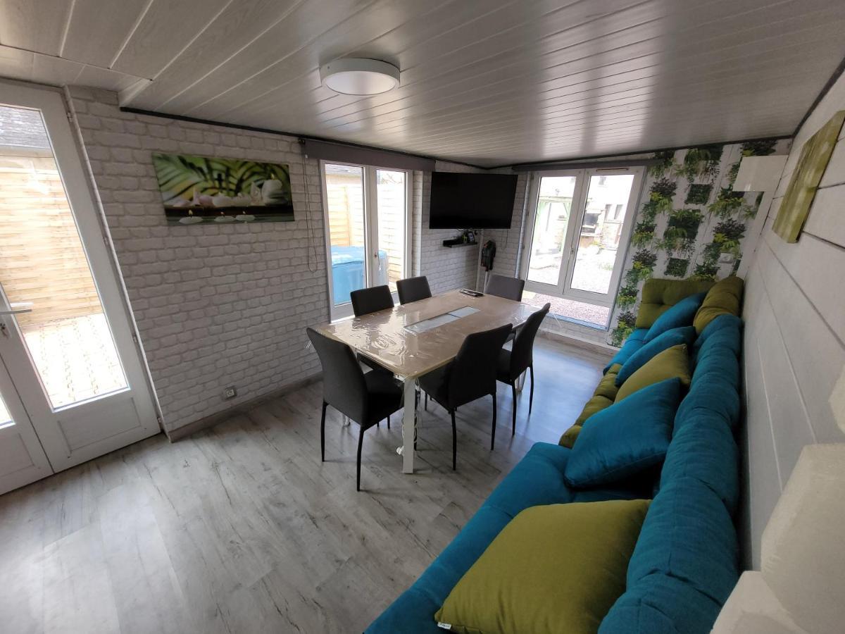 Beau Chalet 6 Personnes Avec Jacuzzi Tilly-sur-Seulles Bagian luar foto