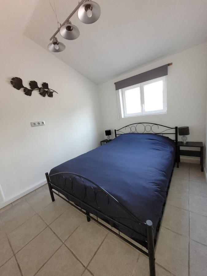 Beau Chalet 6 Personnes Avec Jacuzzi Tilly-sur-Seulles Bagian luar foto